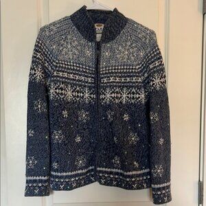 Tíara International Vintage Blue White Beaded Snowflake Christmas Sweater Small